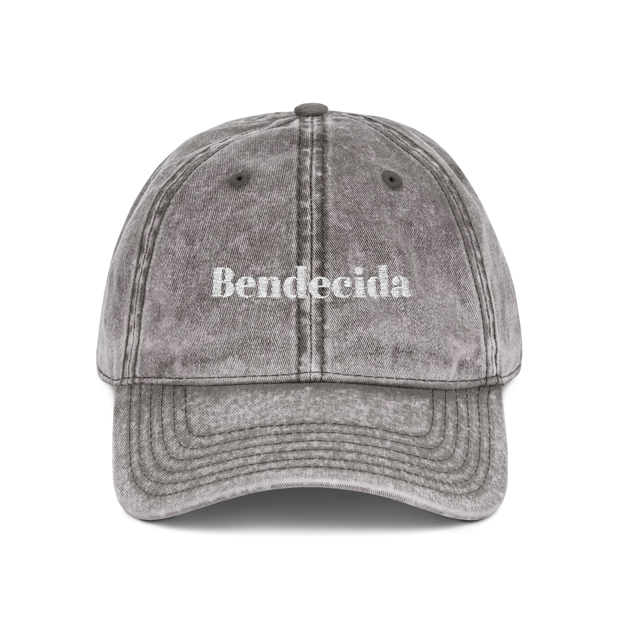 Bendecida (Blessed feminine) | Vintage Cap (Embroidery)