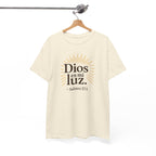 Dios es mi luz. — Salmos 27:1 | Unisex Cotton Tee