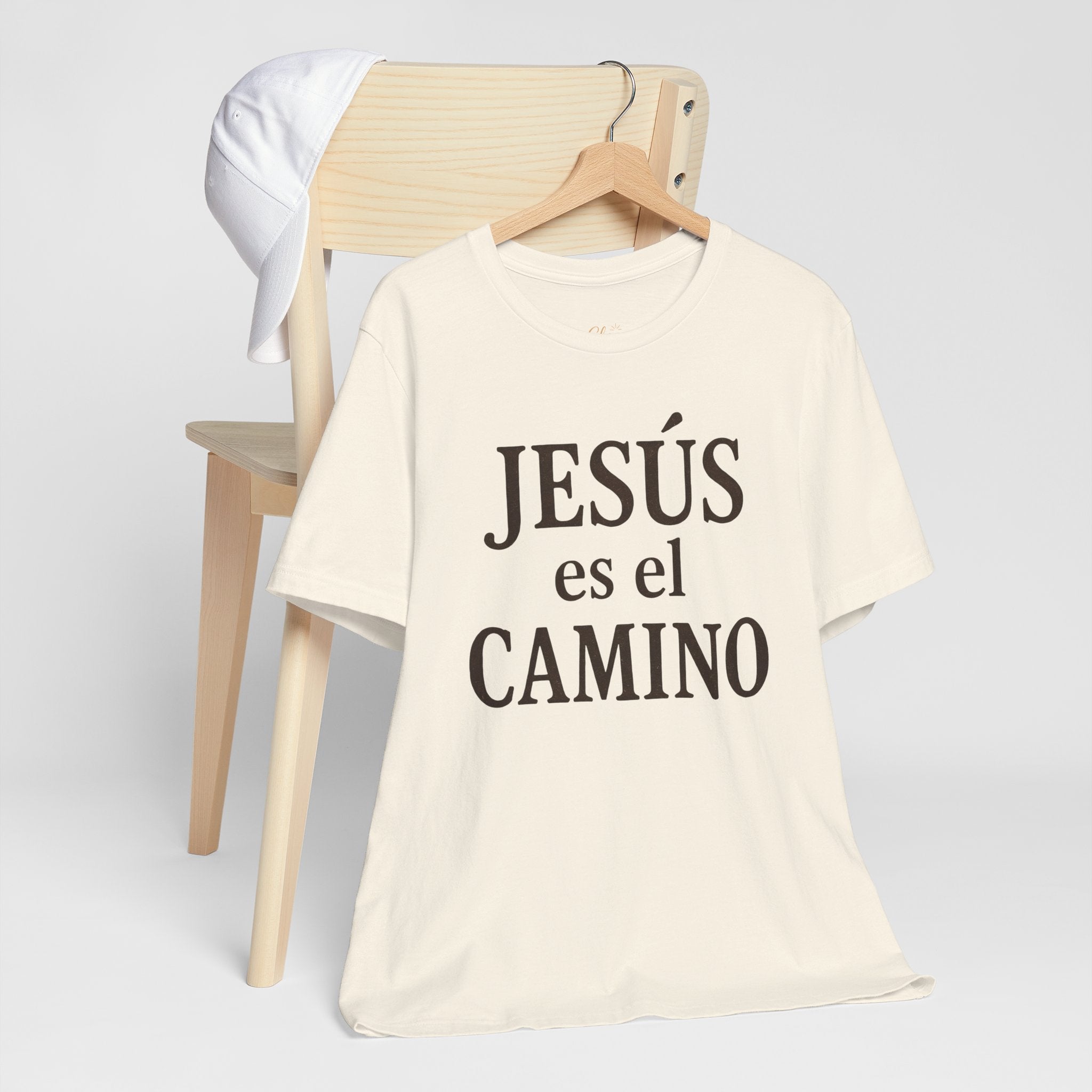 Jesús es el camino (Jesus is the way) | Unisex Tee