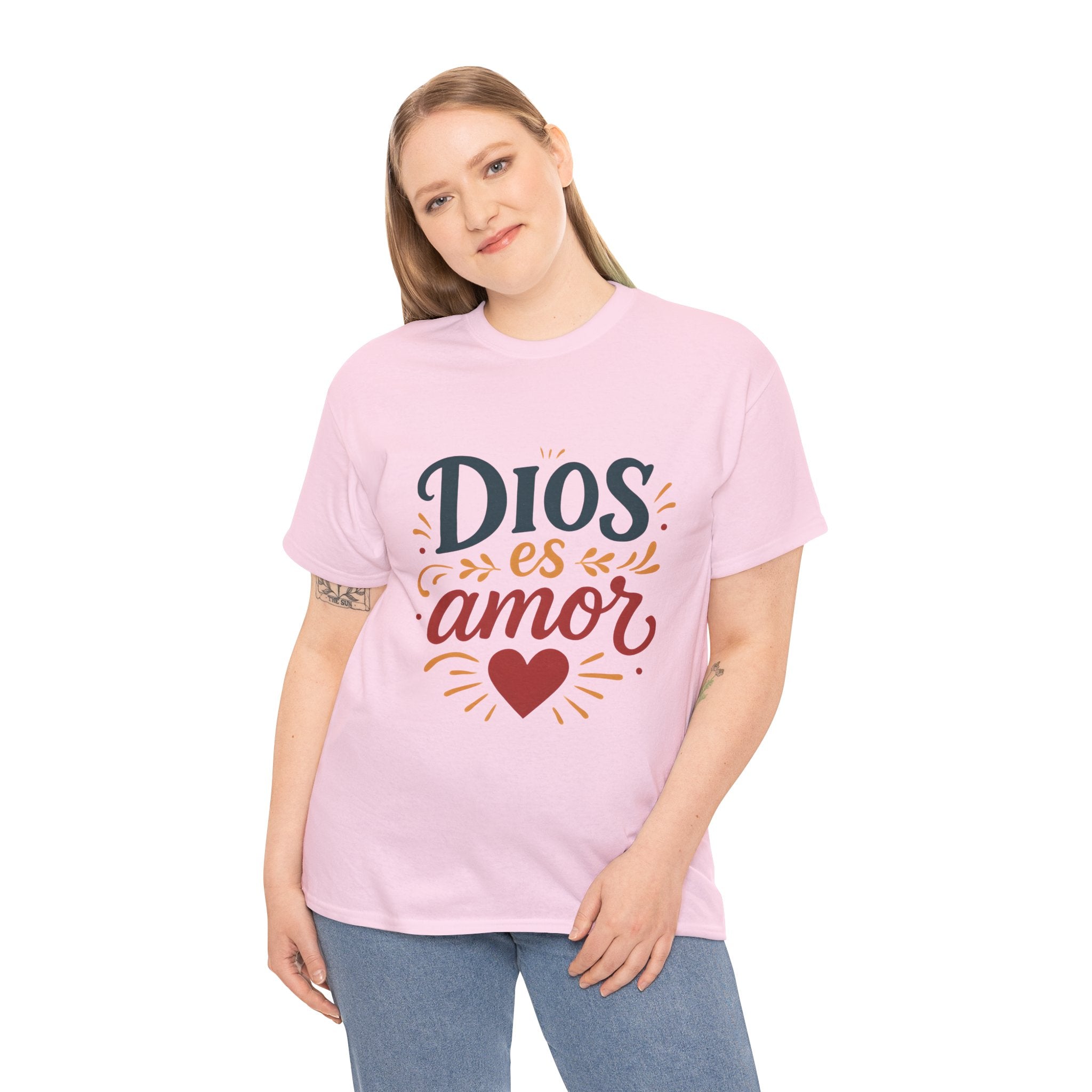 Dios es amor/God is Love | Unisex Heavy Cotton Tee