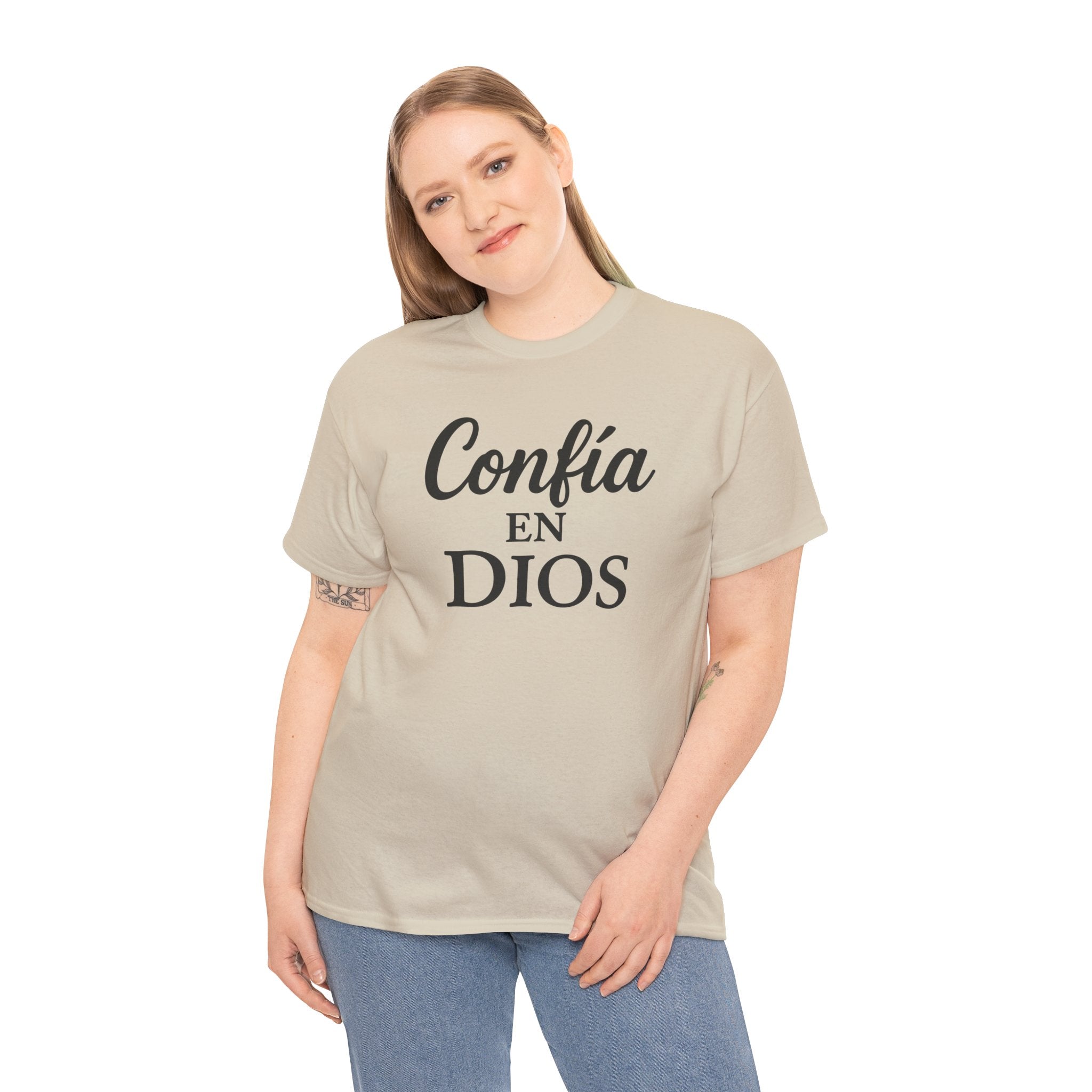Confía en Dios (Trust God) | Unisex Heavy Cotton Tee