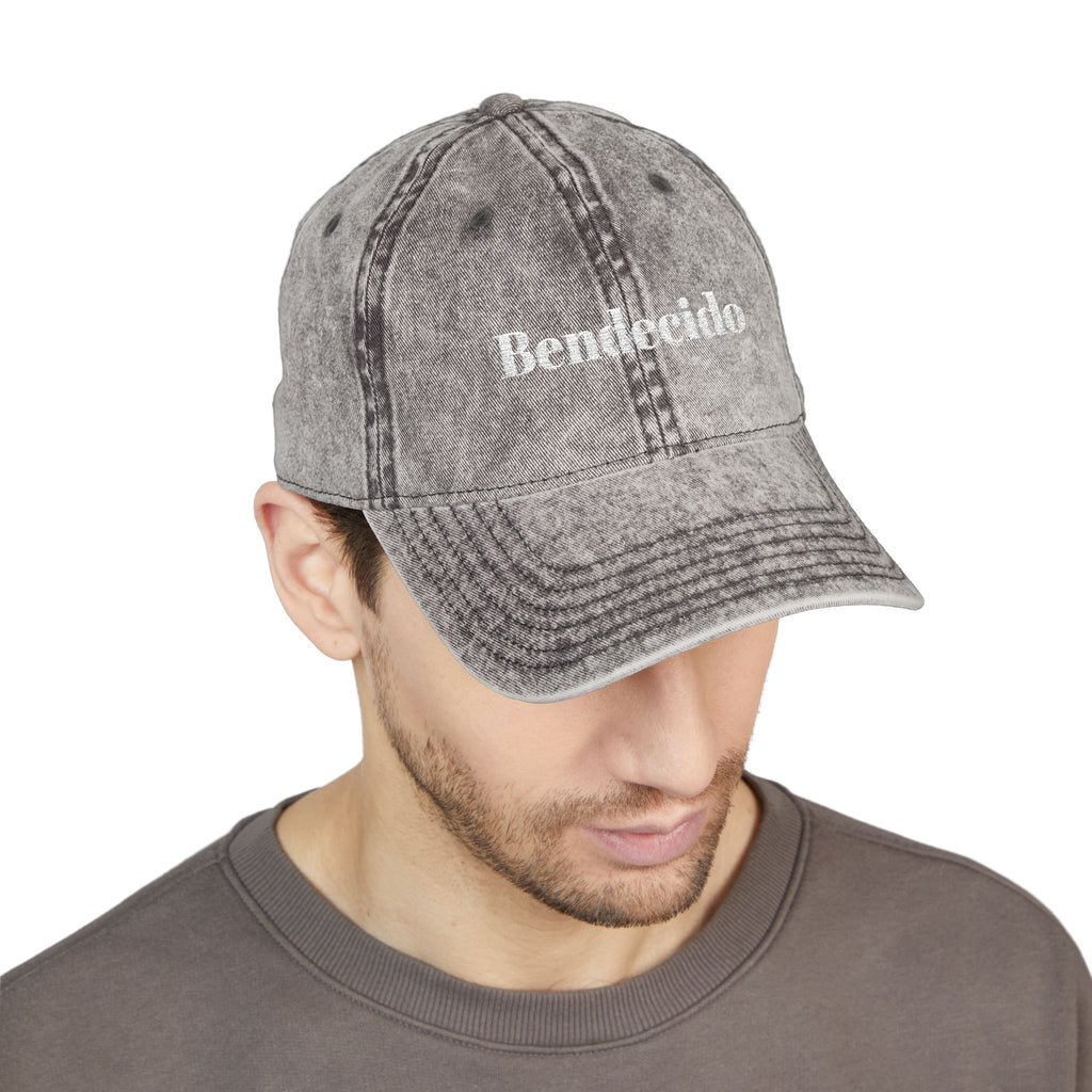 Bendecido (Blessed masculine) | Vintage Cap (Embroidery)