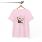 Dios es mi luz. — Salmos 27:1 | Unisex Cotton Tee