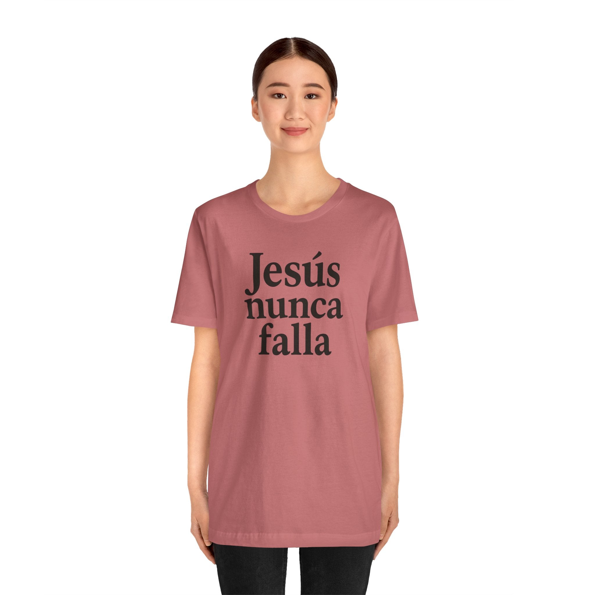 Jesús nunca falla (Jesus Never Fails) | Faith-Inspired Unisex Tee