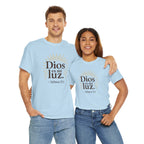 Dios es mi luz. — Salmos 27:1 | Unisex Cotton Tee