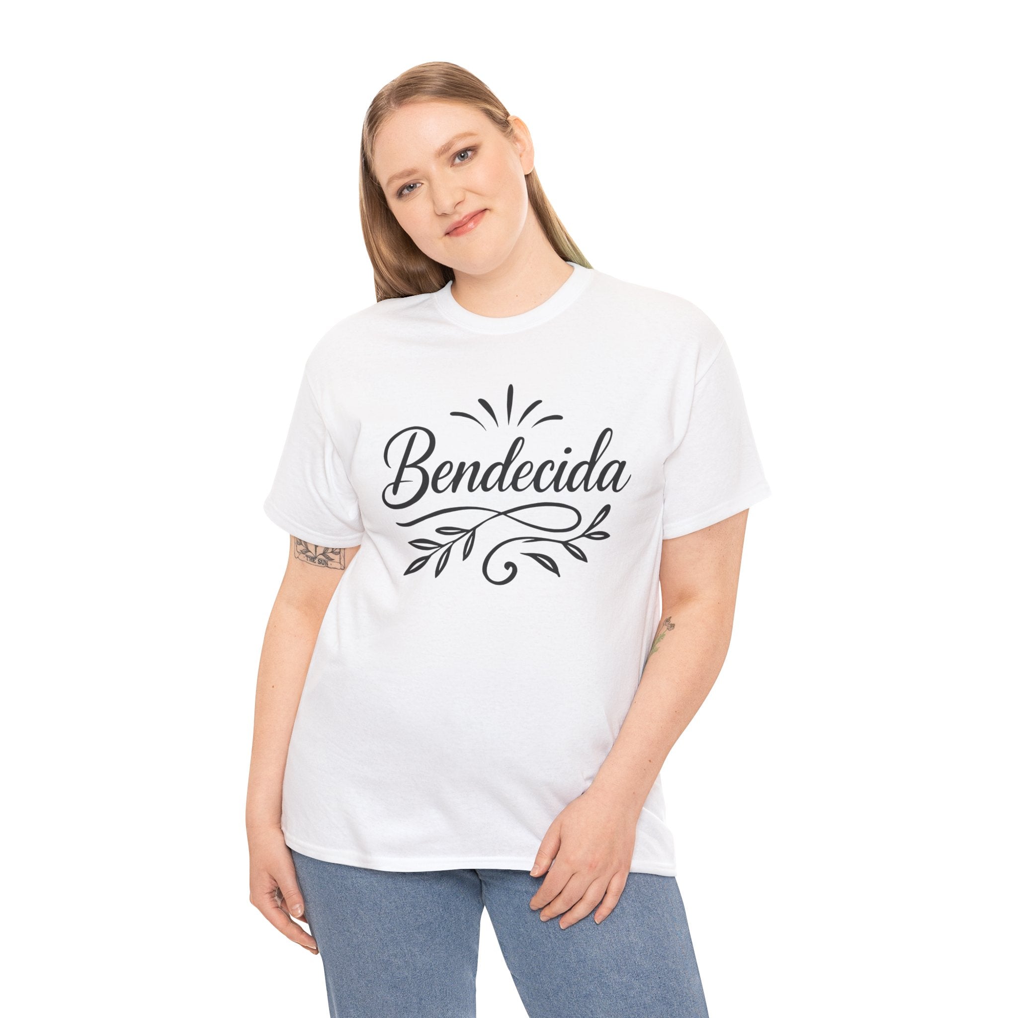 Bendecida (Blessed feminine) | Unisex Heavy Cotton Tee