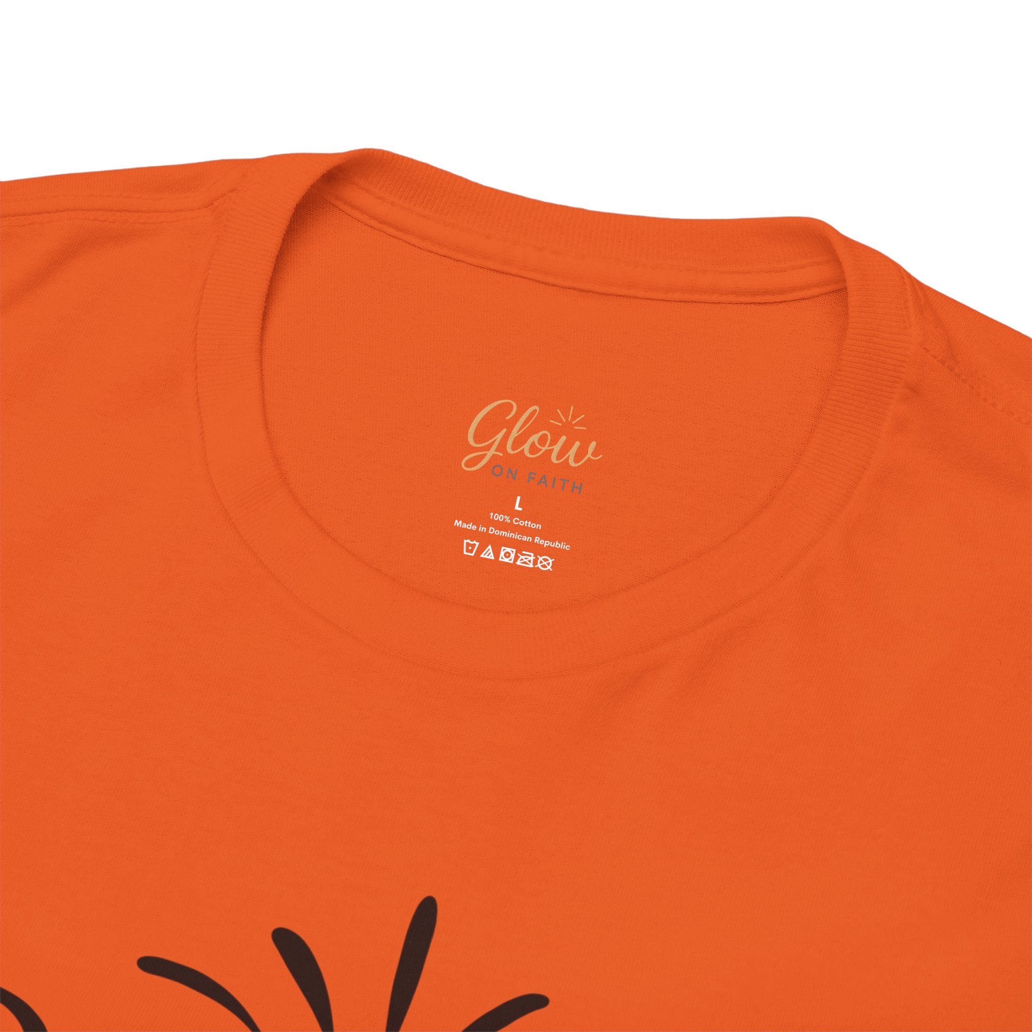 Bendecida (Blessed feminine) | Unisex Heavy Cotton Tee